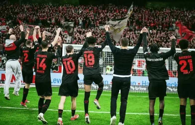 周五012西甲前瞻：阿拉维斯主场死守，比利亚雷亚尔客场冲分遇阻